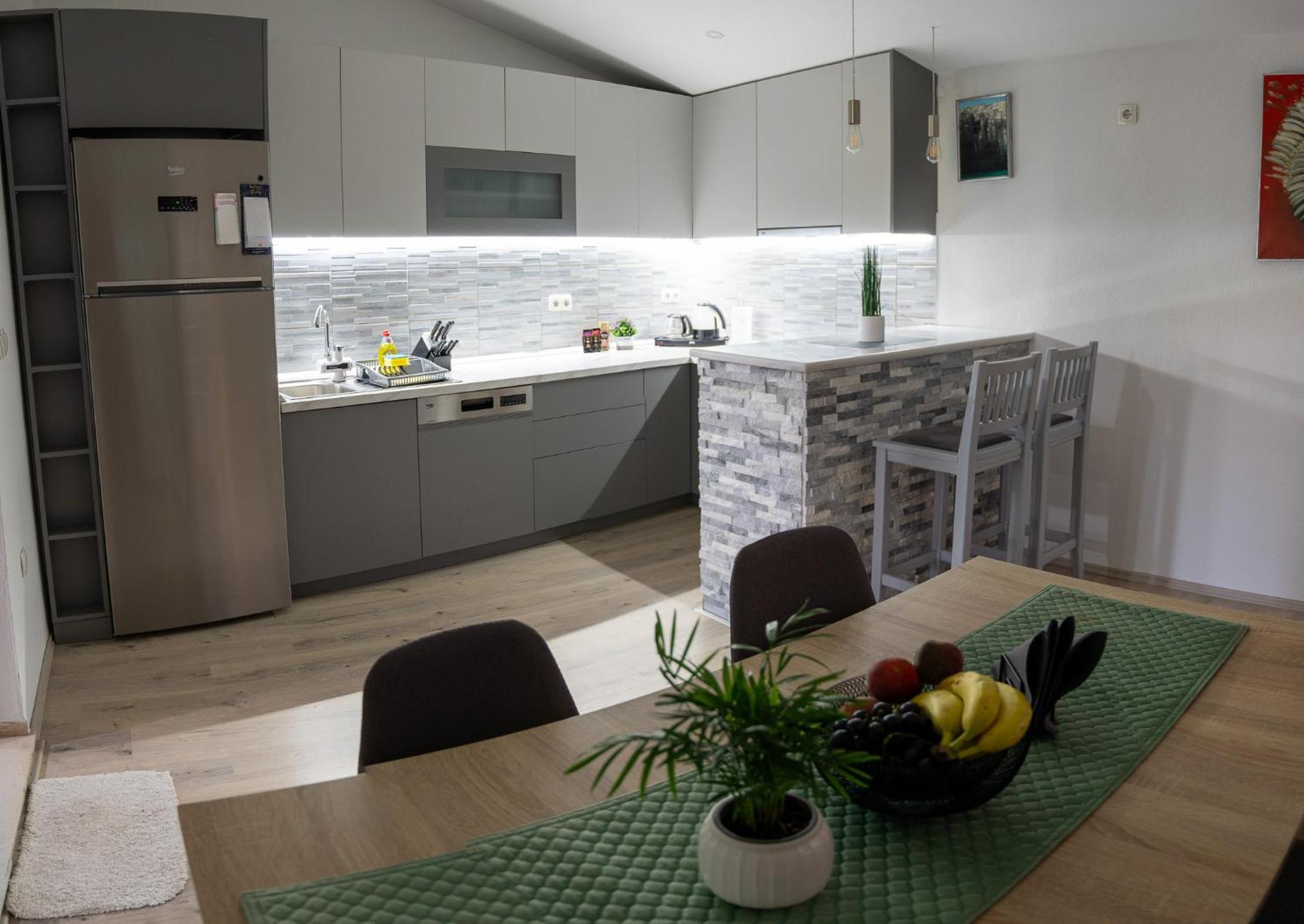 Ap Apartment Mostar Buitenkant foto