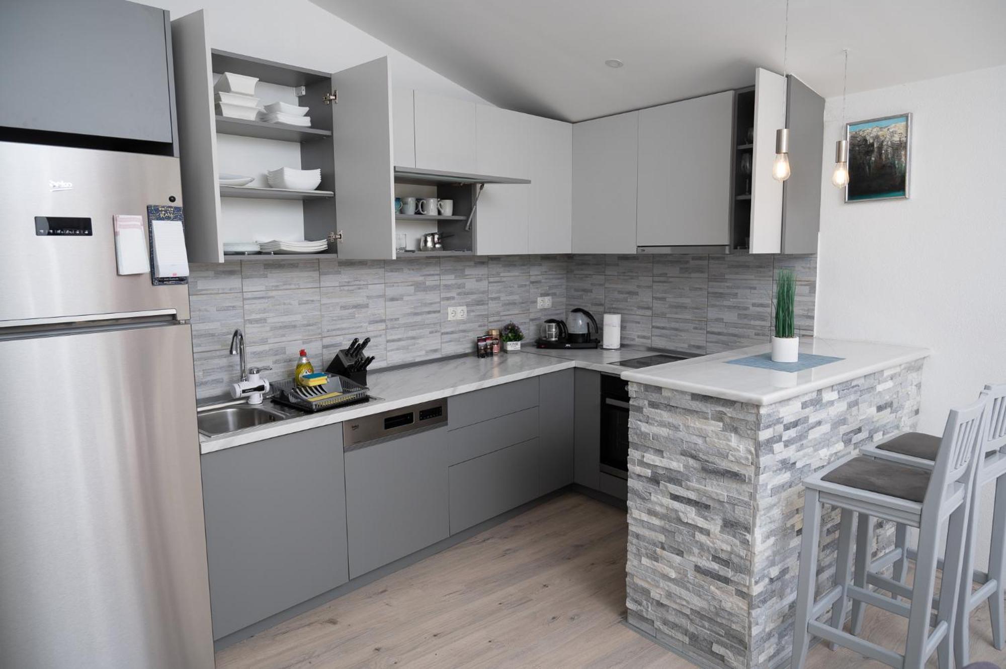 Ap Apartment Mostar Buitenkant foto