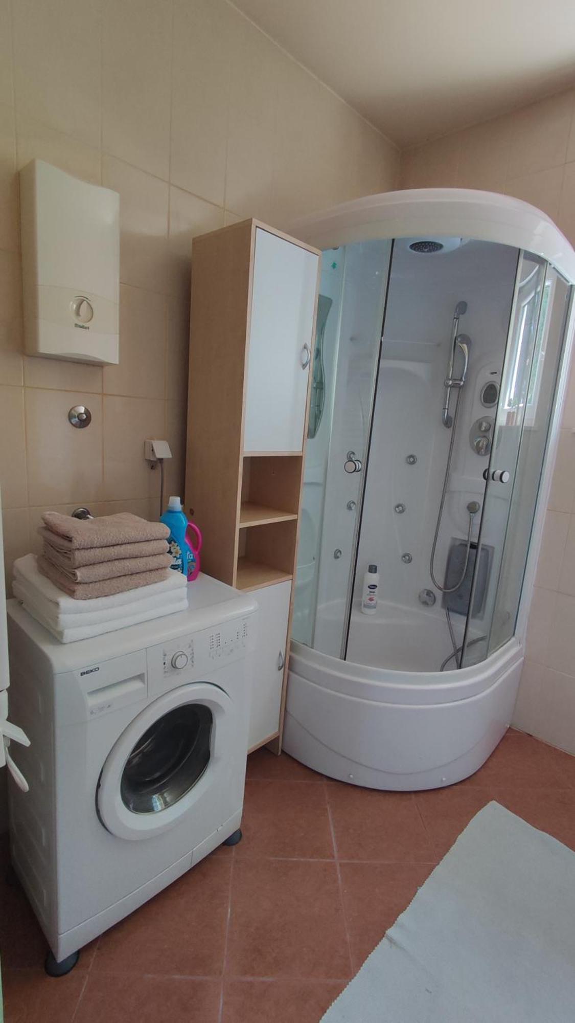 Ap Apartment Mostar Buitenkant foto